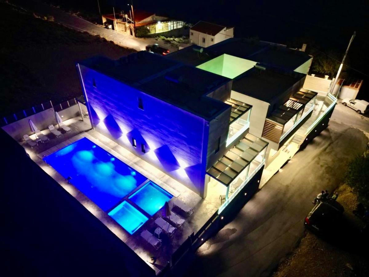 Villa Crete Southside Tris Ekklisies Paránimfoi