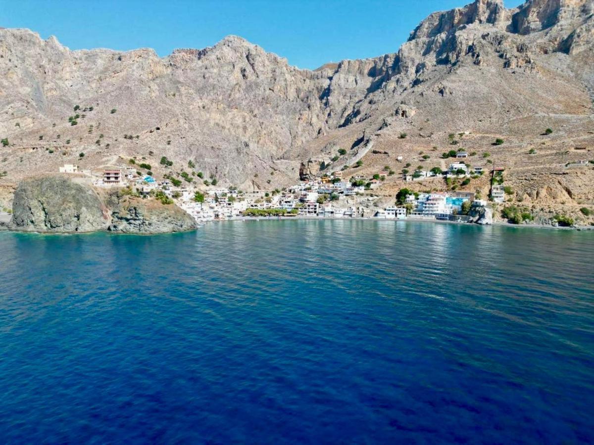 Crete Southside Tris Ekklisies * Paránimfoi