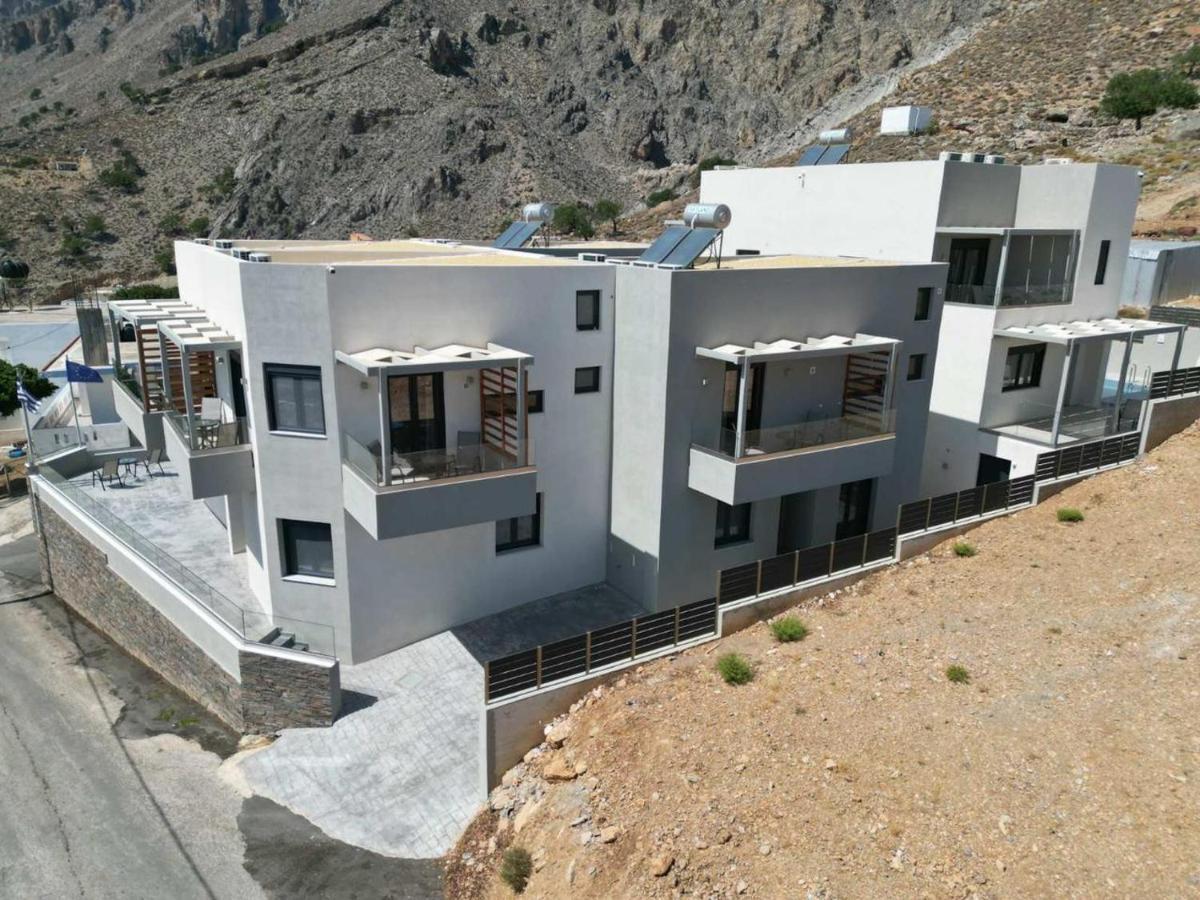 Crete Southside Tris Ekklisies